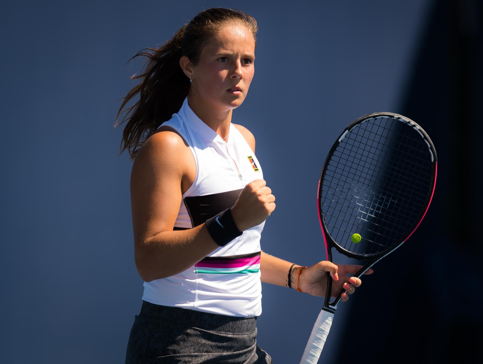 场均拦截次 场均拦截次