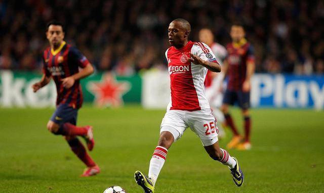 在首盘较量 在首盘较量