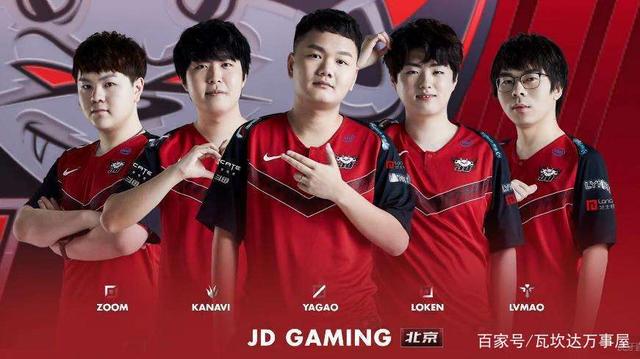 足球是一个 足球是一个