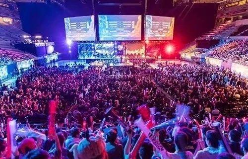 情与自豪感 情与自豪感