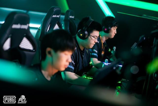 拿到至少2 拿到至少2