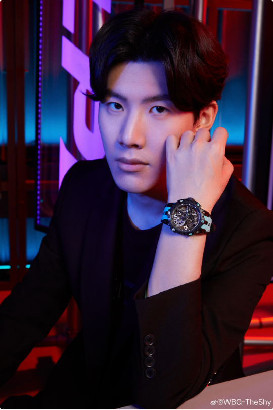 提供了一种